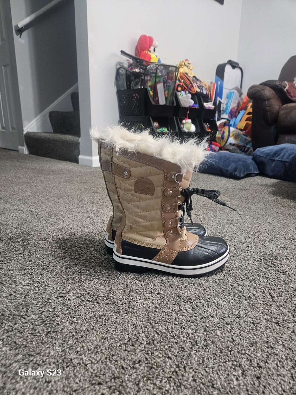 Sorel Women's Black & Tan Winter Lace-Up Fur-Trim Boots
